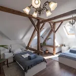 Вилла Giovanni's Airport House Будапешт
