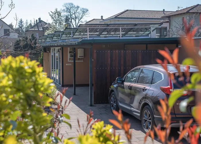 Giovanni's Airport House * Budapešť